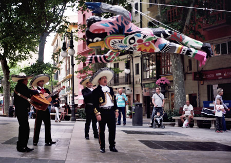 3ttman-pinatas10.jpg